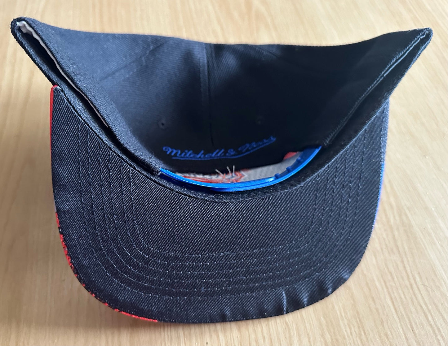 New York Knicks NBA SnapBack Baseball Cap Multicolour New With Sticker