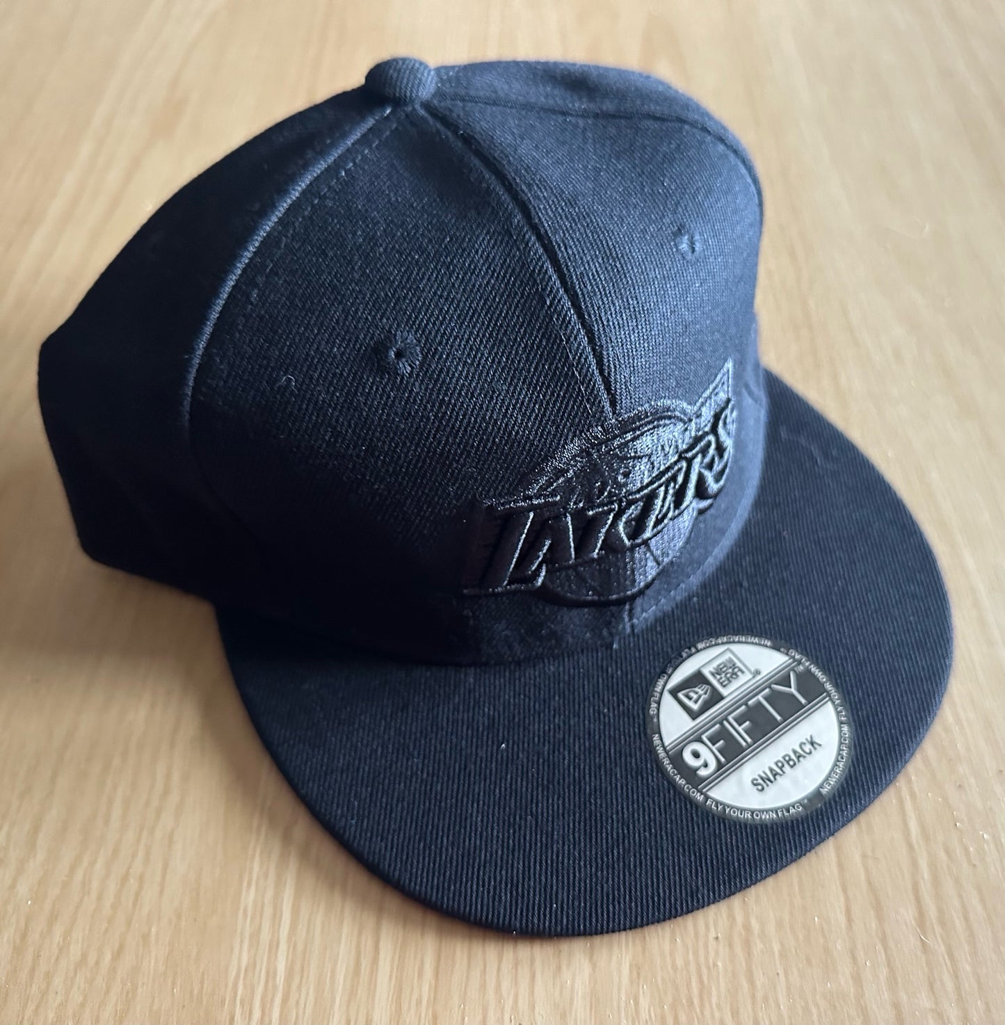 Los Angeles Lakers NBA SnapBack Baseball Cap Multicolour New With Sticker