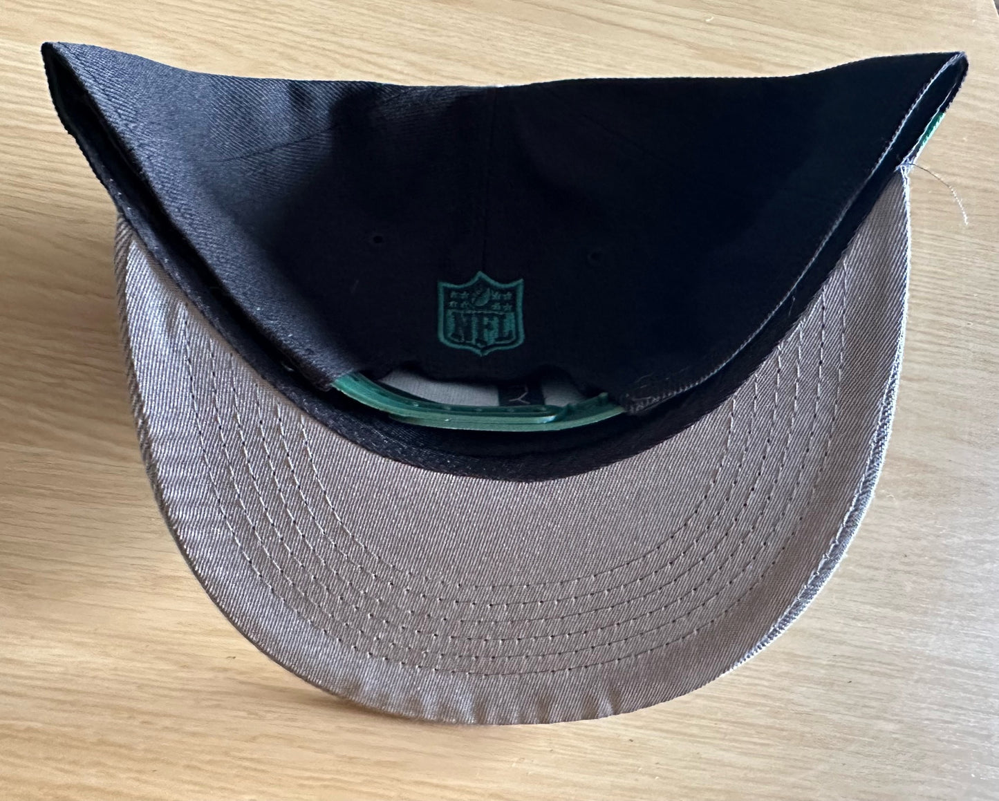Philadelphia Eagles  NFL 2 Tone SnapBack Baseball Cap Multicolour New With Sticker