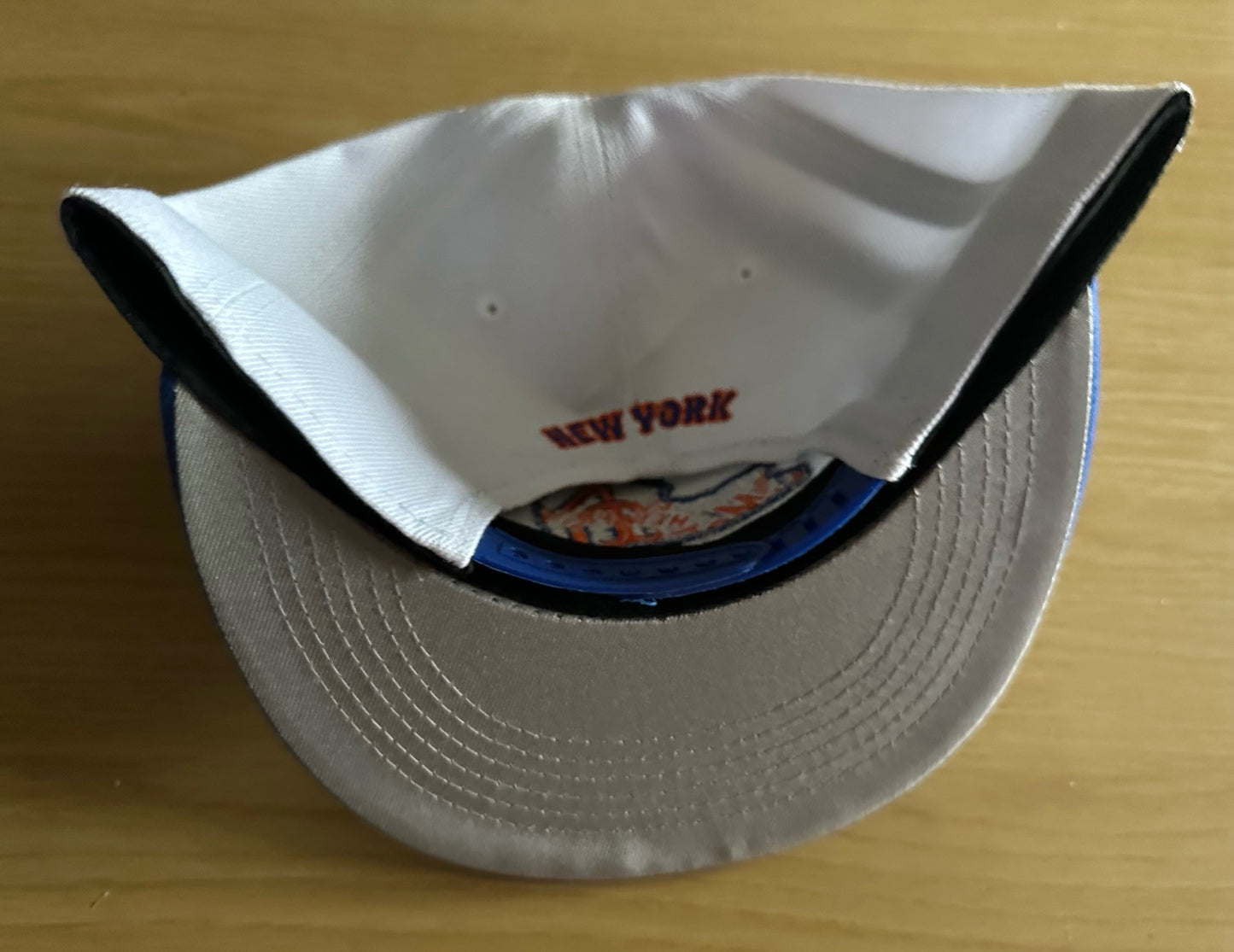 New York Mets MLB SnapBack Baseball Cap Multicolour New With Sticker