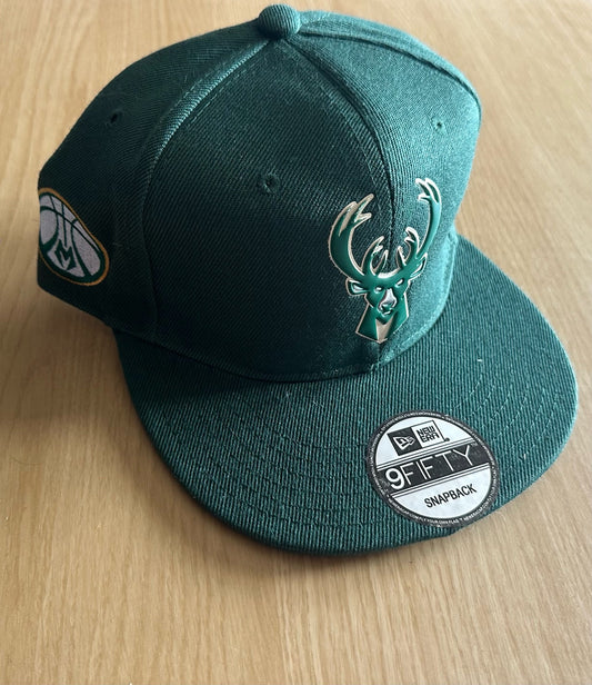 Milwaukee Bucks NBA SnapBack Baseball Cap Multicolour New With Sticker