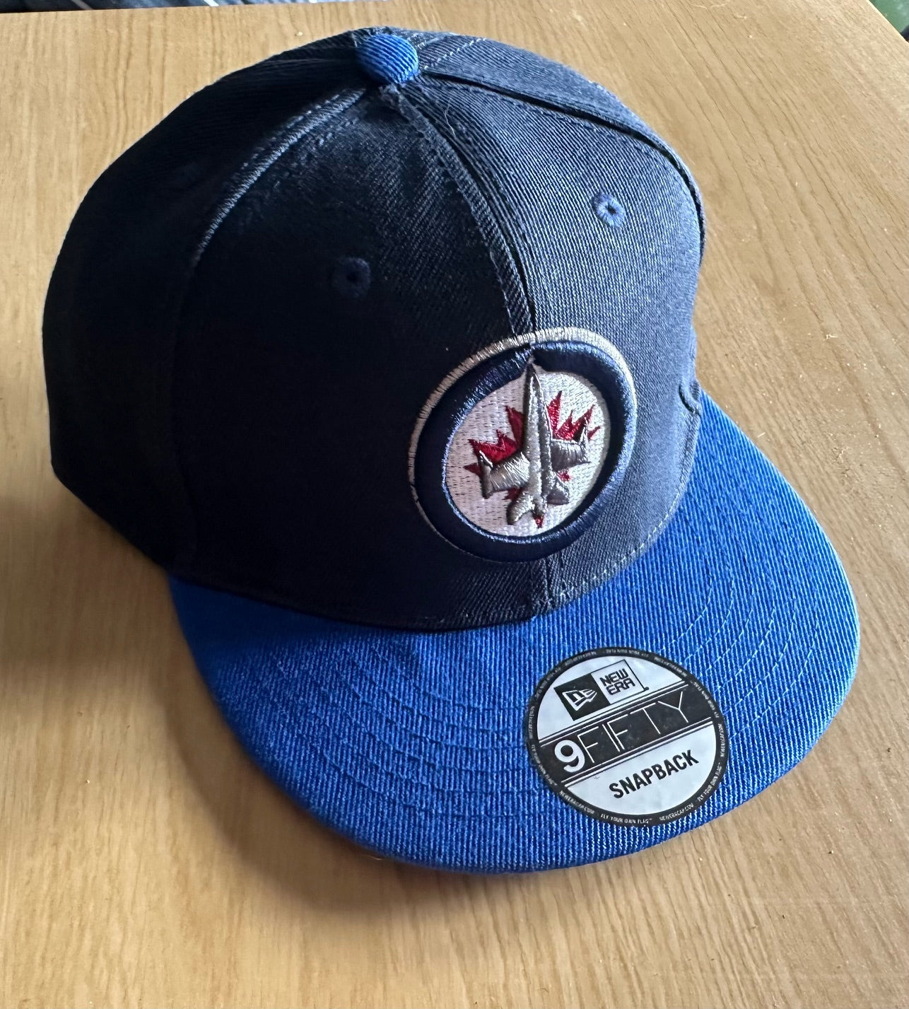 Winnipeg Jets NHL SnapBack Baseball Cap Multicolour New With Sticker