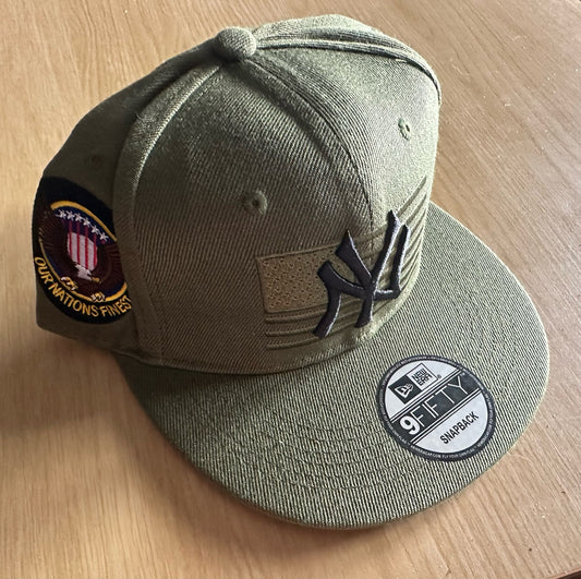 New York Yankees Army MLB SnapBack Baseball Cap Multicolour New With Sitcker