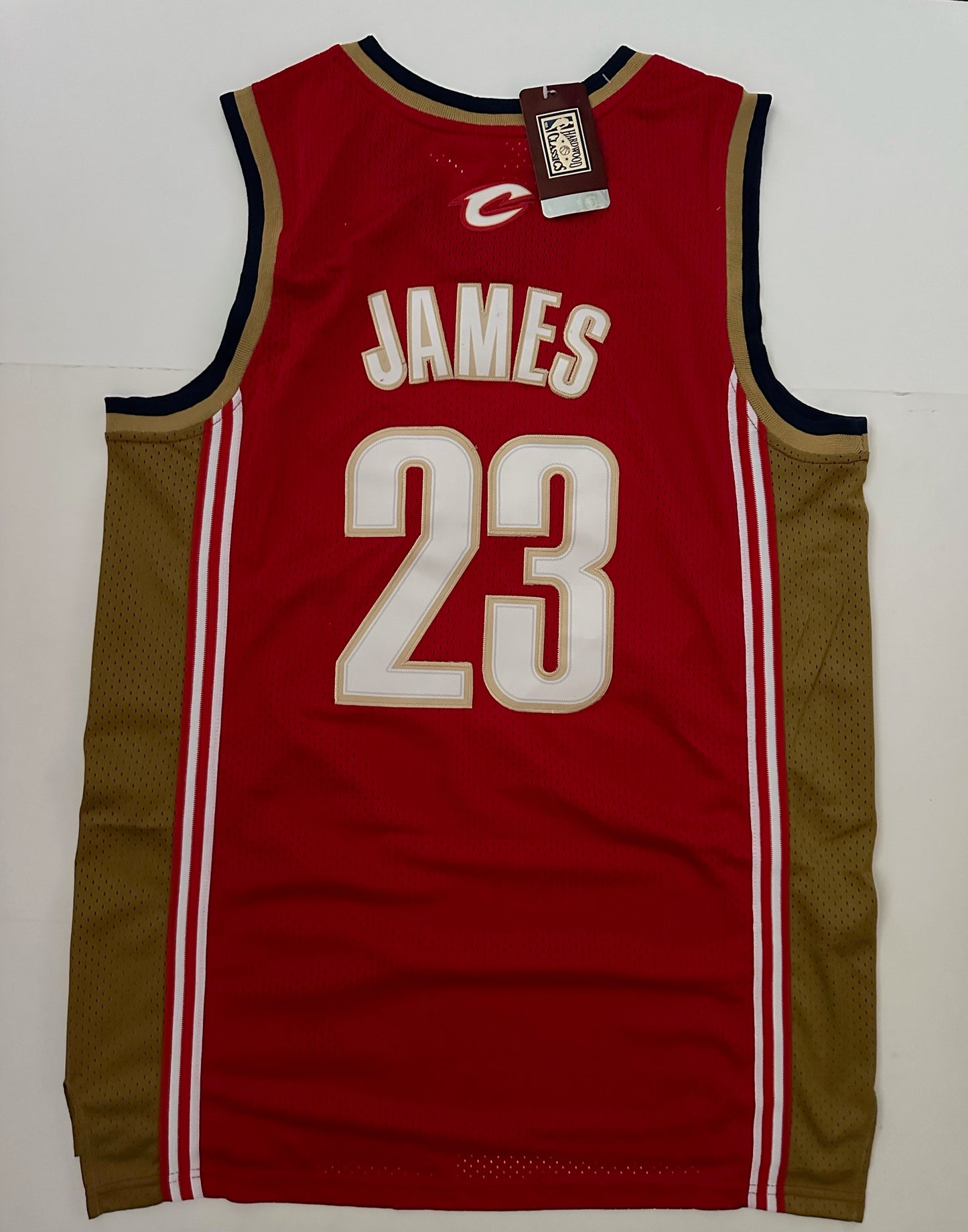 Cleveland Cavaliers NBA Hardwood Classics Basketball Vest Large James 23 Red