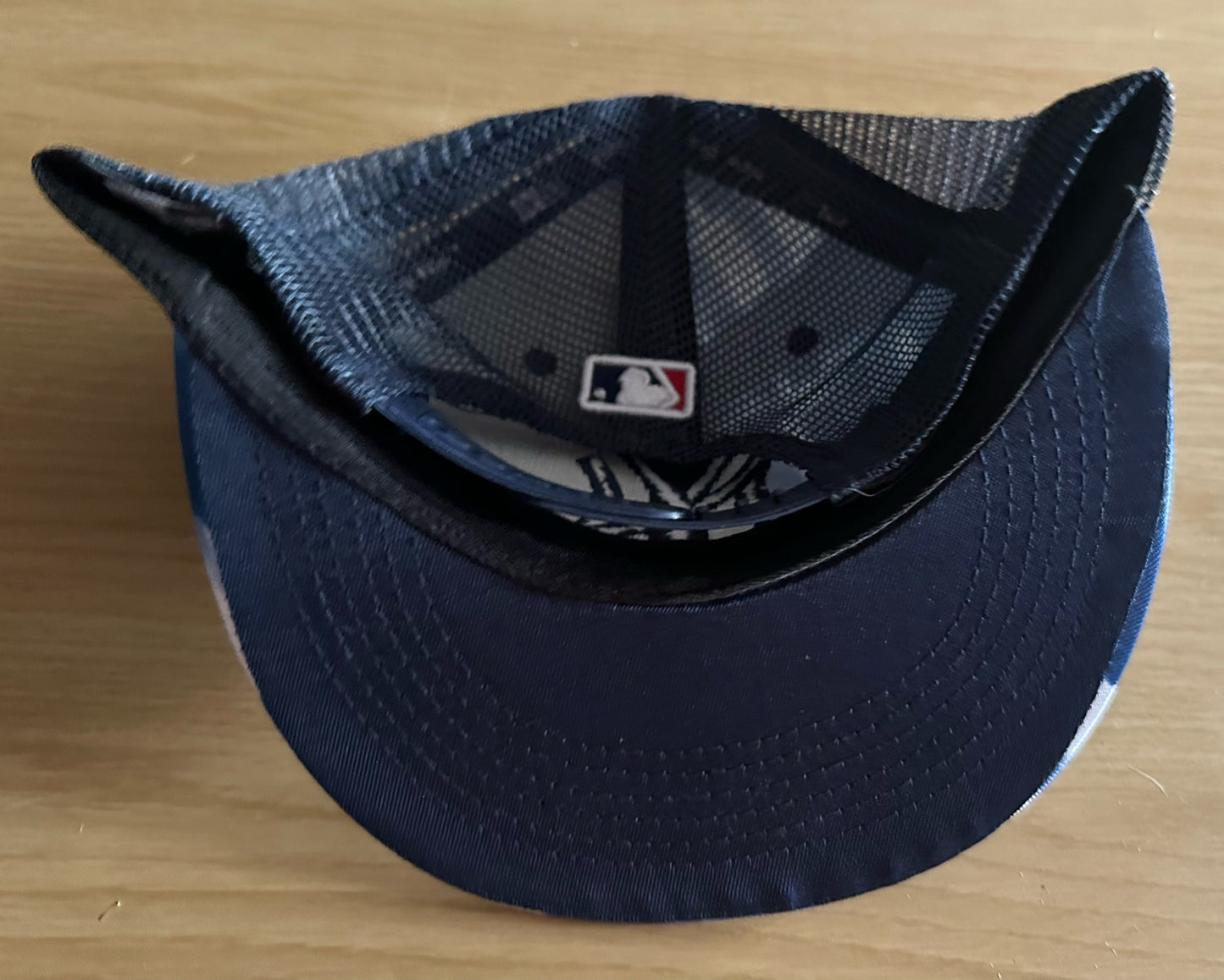 New York Yankees MLB SnapBack Camo Baseball Cap Multicolour New With Sticker