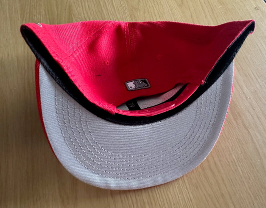 Cincinnati Reds MLB SnapBack Baseball Cap Multicolour New With Sitcker