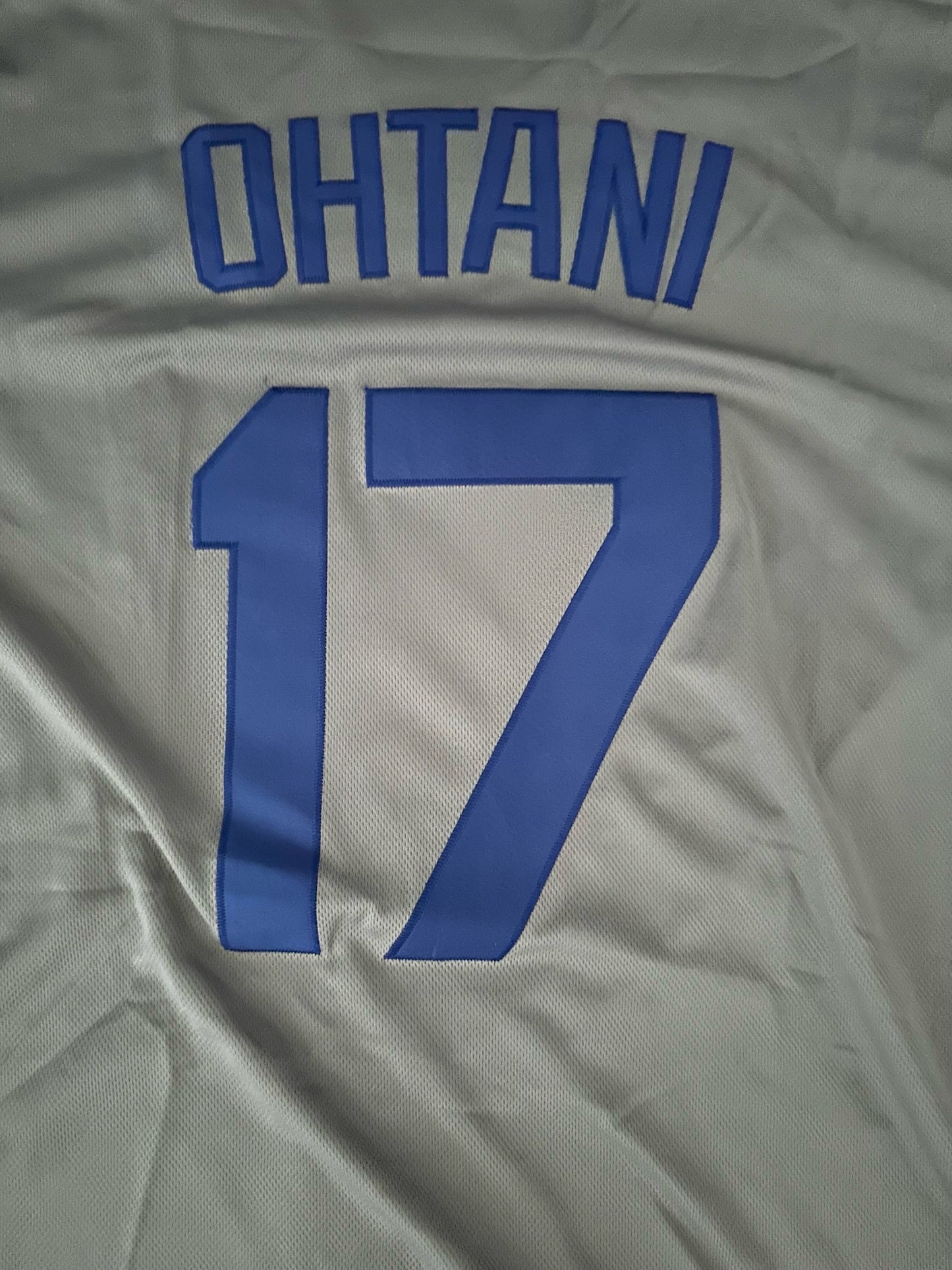 Los Angeles LA Dodgers MLB Baseball Shirt Large Ohtani 17 Grey