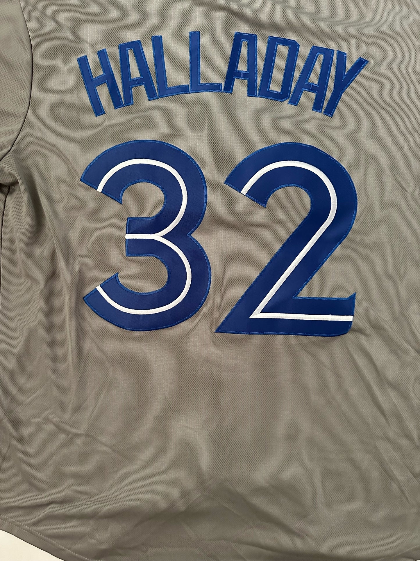 Toronto Blue Jays MLB Baseball Shirt Large Halladay 32 Grey