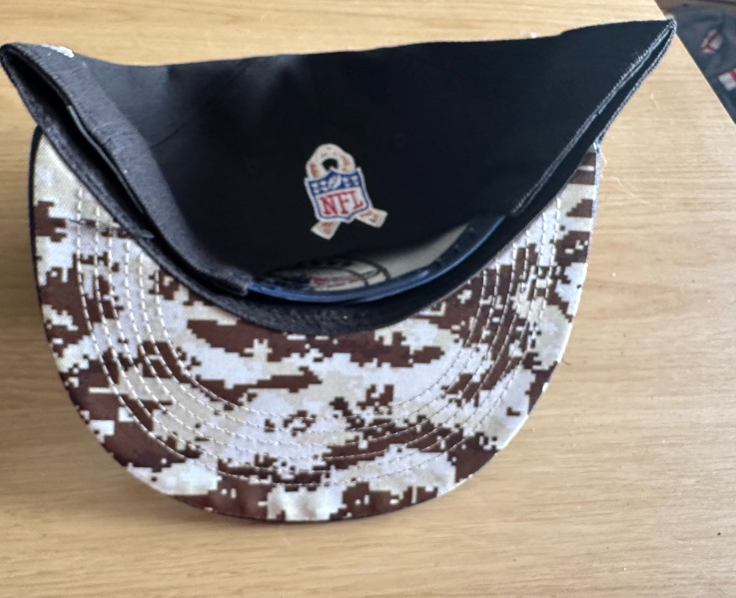 New England Patriots NFL SnapBack Baseball Cap Multicolour New With Sticker