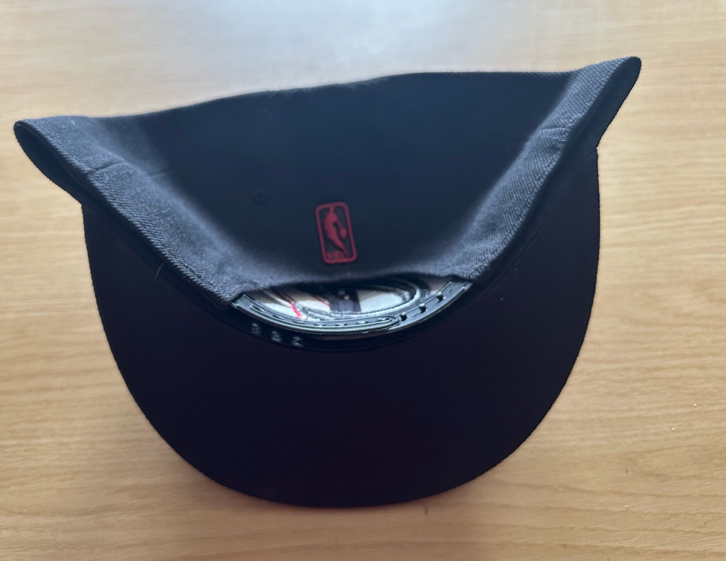 Cleveland Cavaliers NBA SnapBack Baseball Cap Multicolour New With Sticker