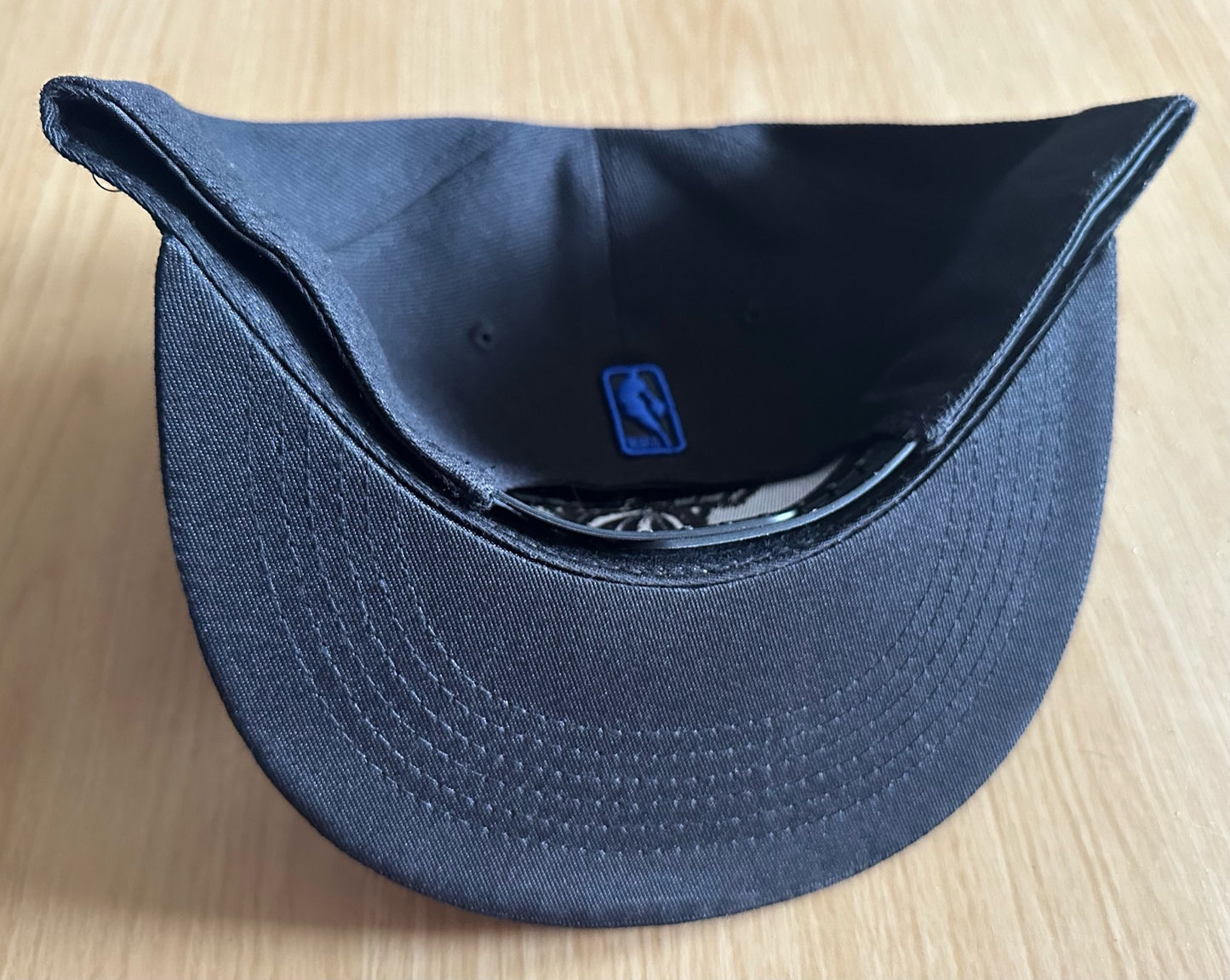 New York Knicks NBA SnapBack Baseball Cap Multicolour New With Sticker