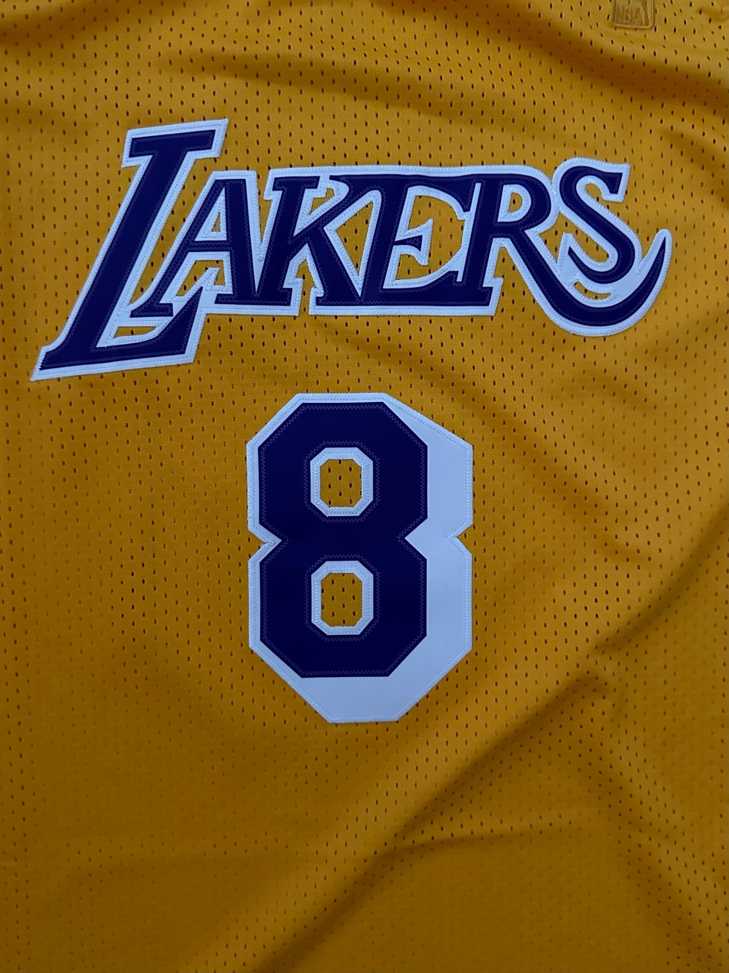 Los Angeles LA Lakers NBA Hardwood Classics Basketball Vest Large Bryant 8 Yellow