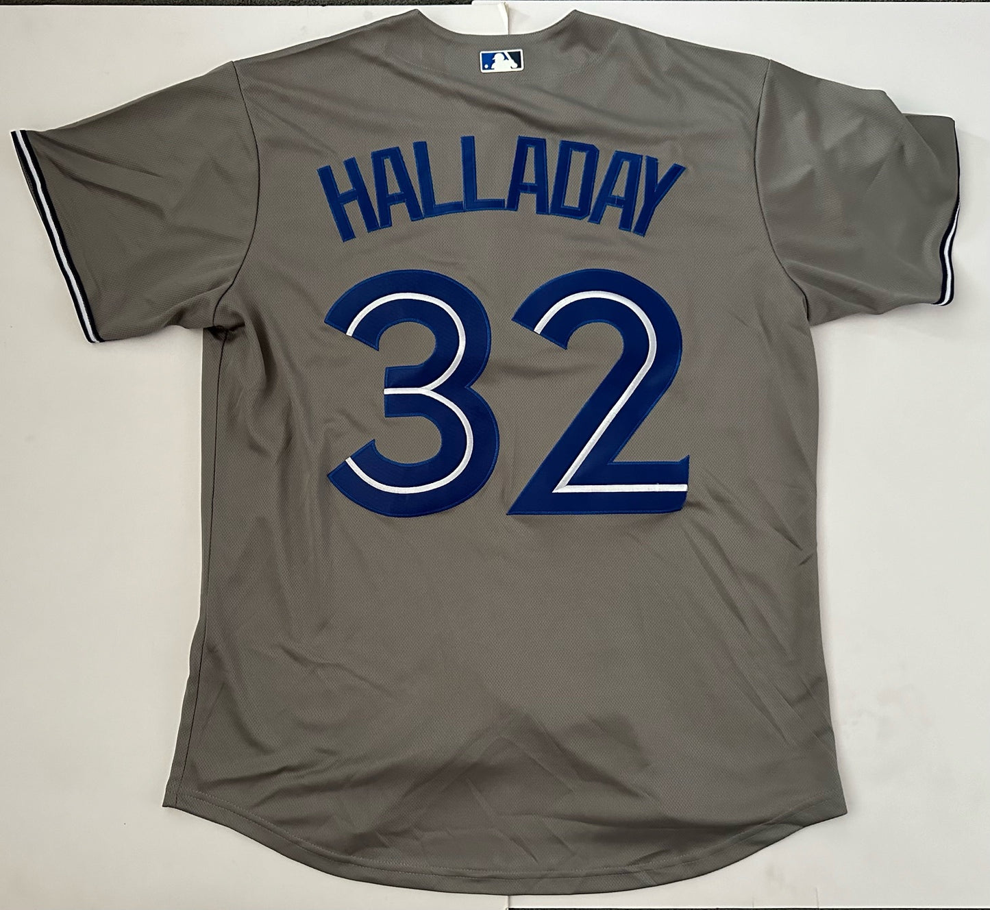 Toronto Blue Jays MLB Baseball Shirt Large Halladay 32 Grey