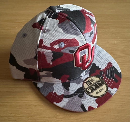 Oklahoma Sooners  NCAA SnapBack Camo Baseball Cap Multicolour New With Sticker