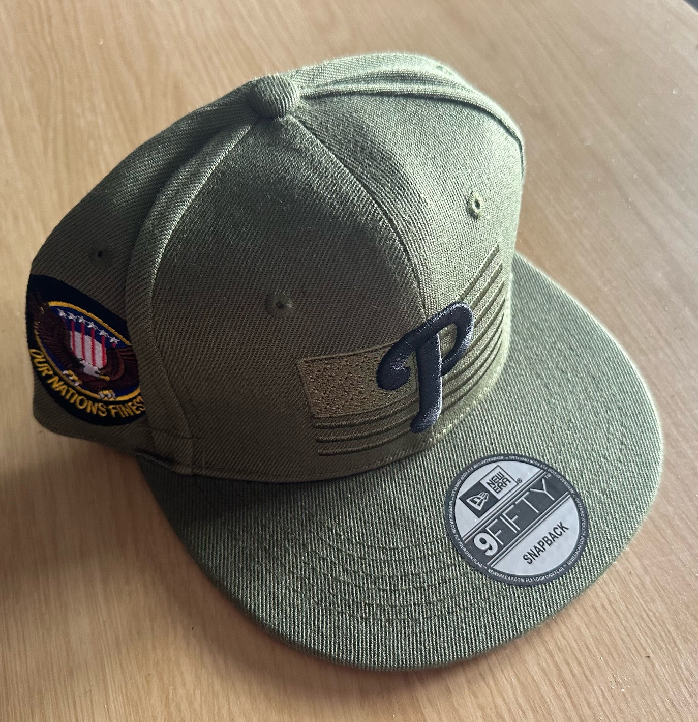 Philadelphia Phillies Army MLB SnapBack Baseball Cap Multicolour New With Sitcker