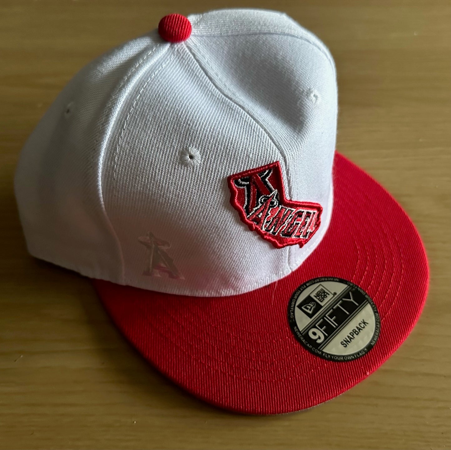 Los Angeles LA Angels MLB SnapBack Baseball Cap Multicolour New With Sticker