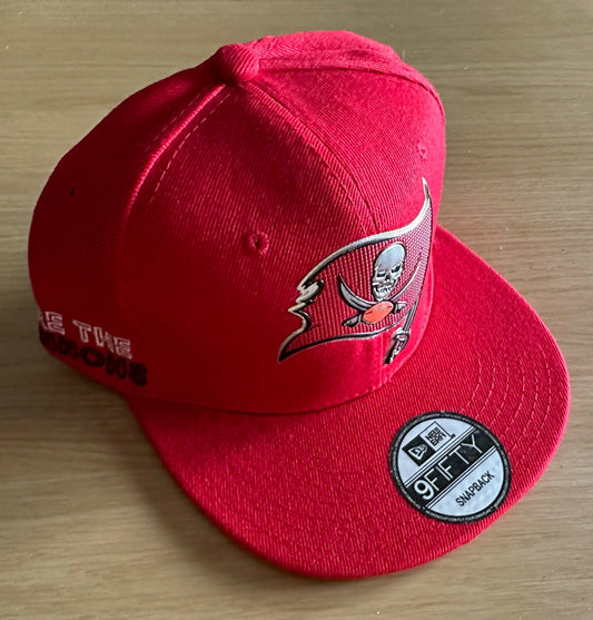 Tampa Bay Buccaneers NFL SnapBack Baseball Cap Multicolour New With Sticker