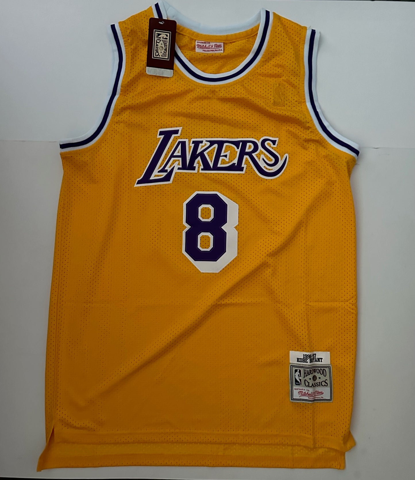 Los Angeles LA Lakers NBA Hardwood Classics Basketball Vest Large Bryant 8 Yellow