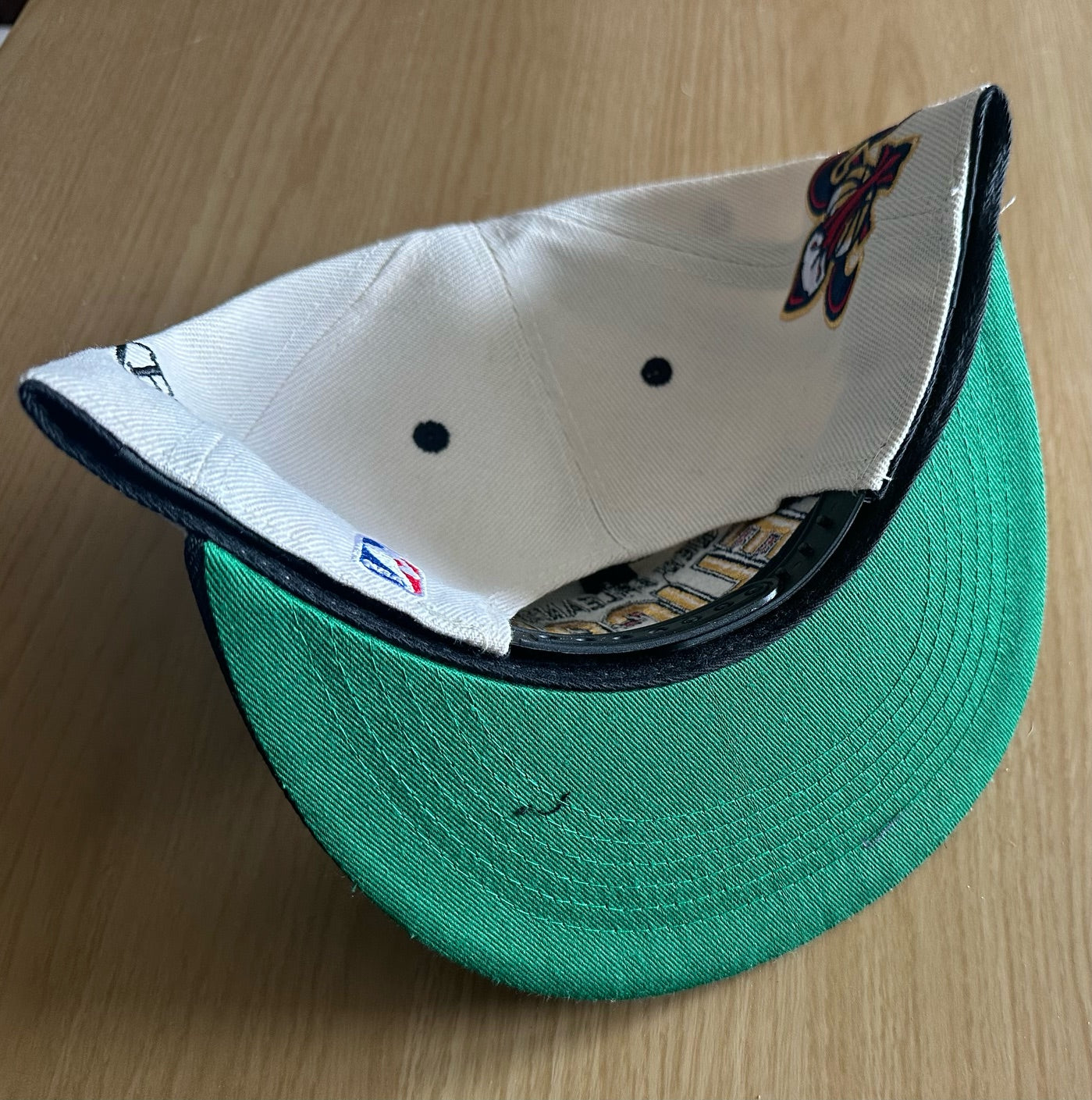 New Orleasn Pelicans NBA SnapBack Baseball Cap Multicolour New With Sticker