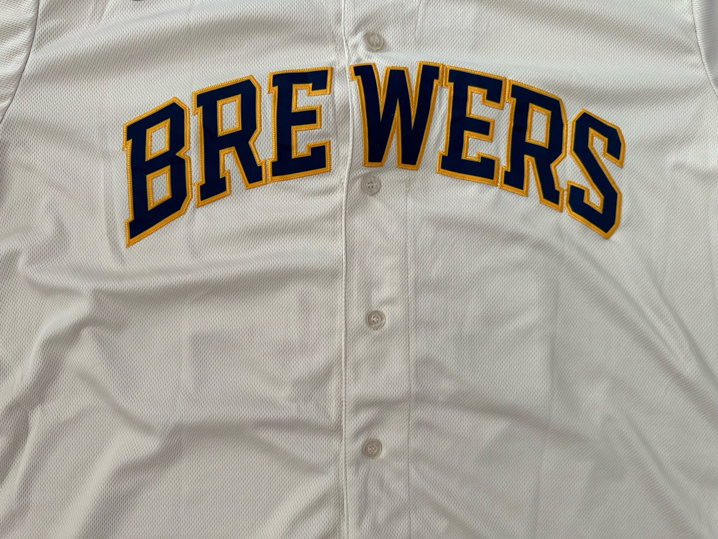 Milwaukee Brewers MLB Baseball Shirt Large Yelich 22 Cream