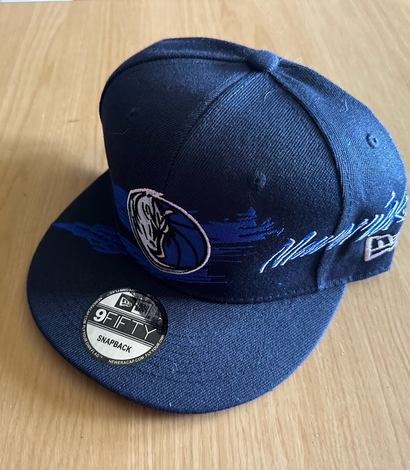 Dallas Mavericks NBA SnapBack Baseball Cap Multicolour New With Sticker