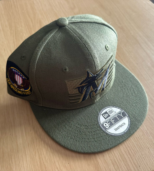 Miami Marlins Military MLB SnapBack Baseball Cap Multicolour New With Sticker
