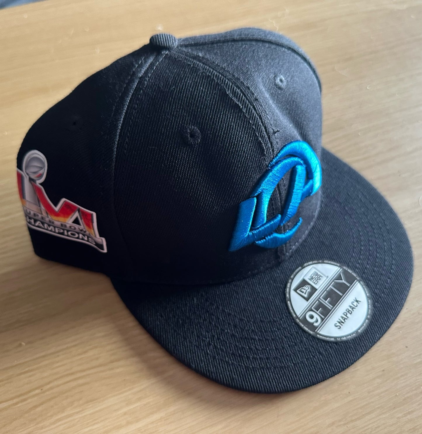 Los Angeles Rams NFL SnapBack Baseball Cap Multicolour New With Sticker