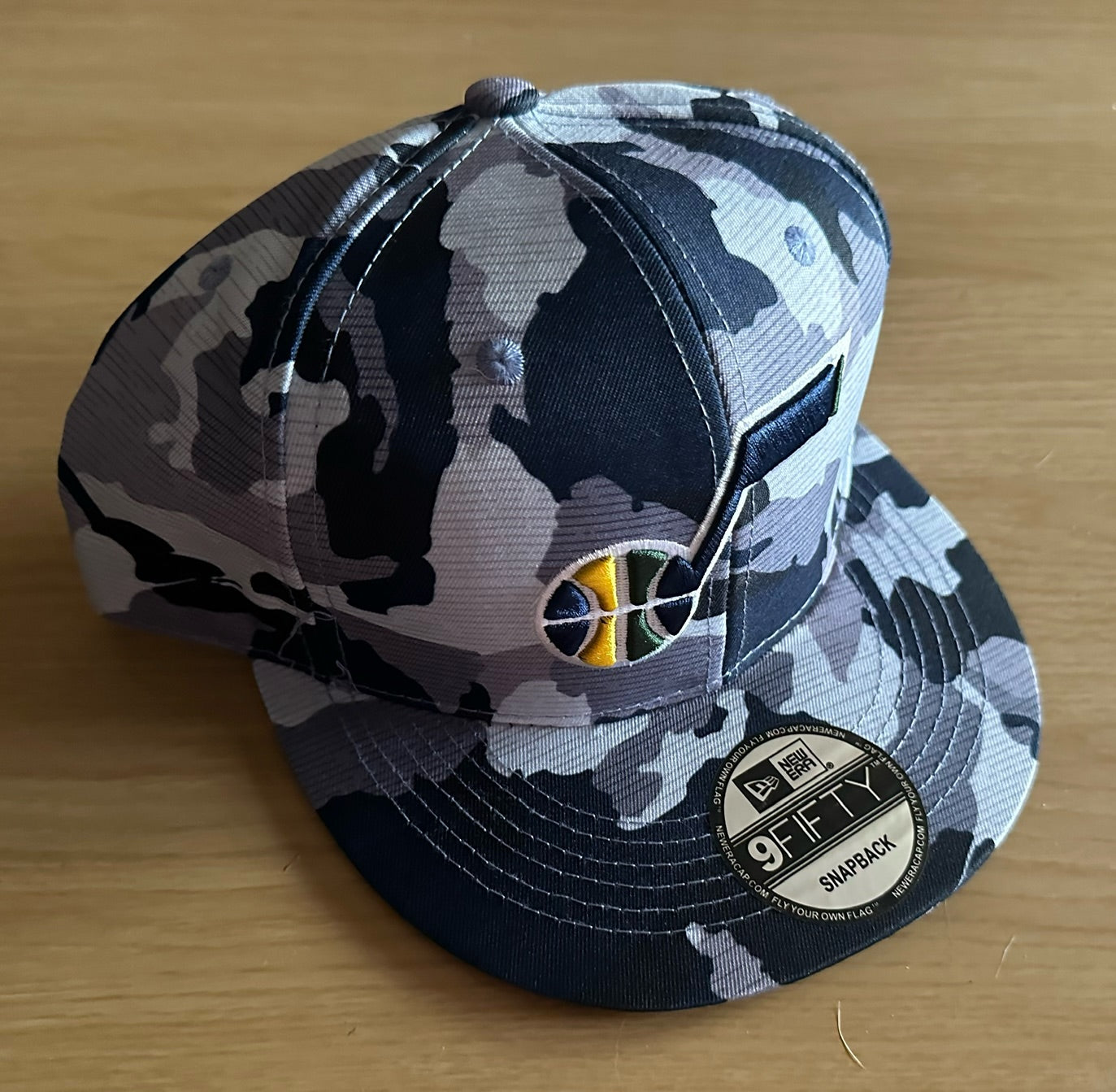 Utah Jazz NBA SnapBack Camo Baseball Cap Multicolour New With Sticker