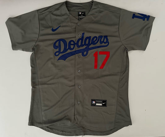 Los Angeles LA Dodgers MLB Baseball Shirt Large Ohtani 17 Grey