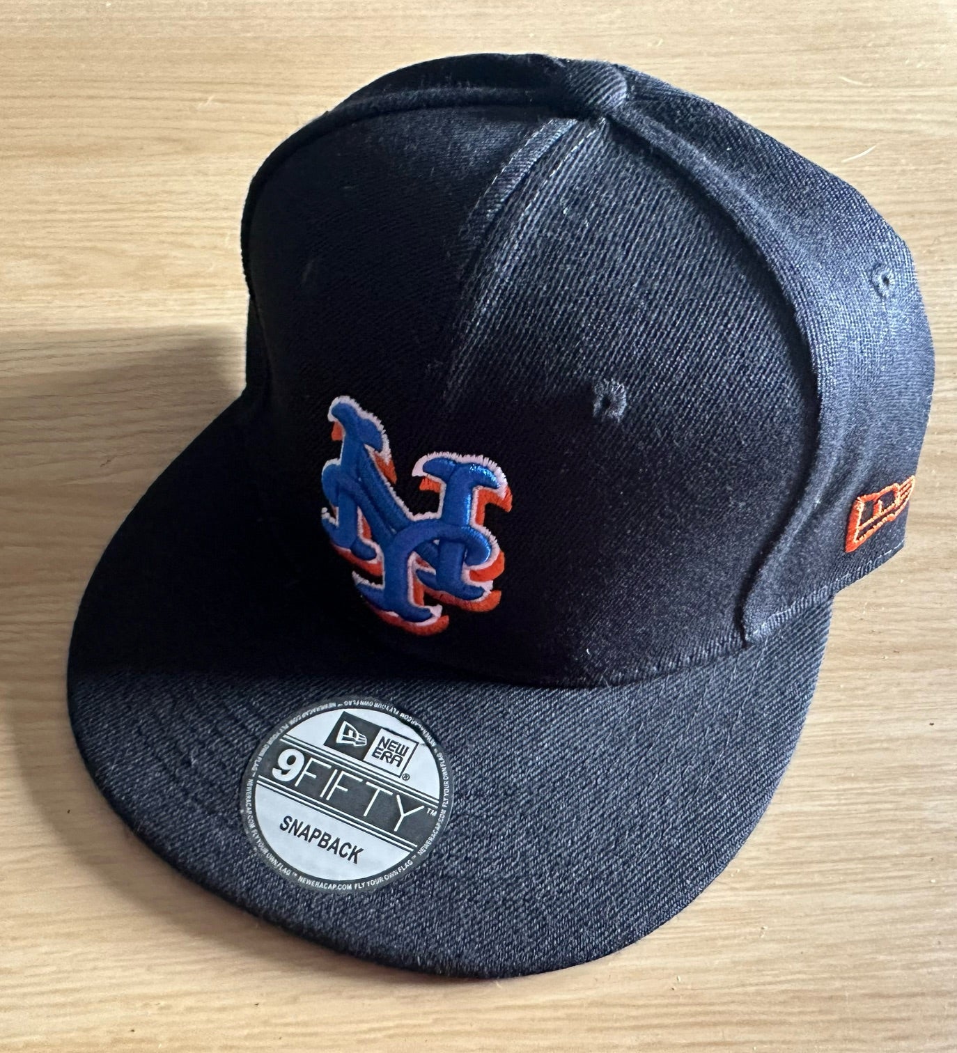 New York Mets MLB SnapBack Baseball Cap Multicolour New With Sticker