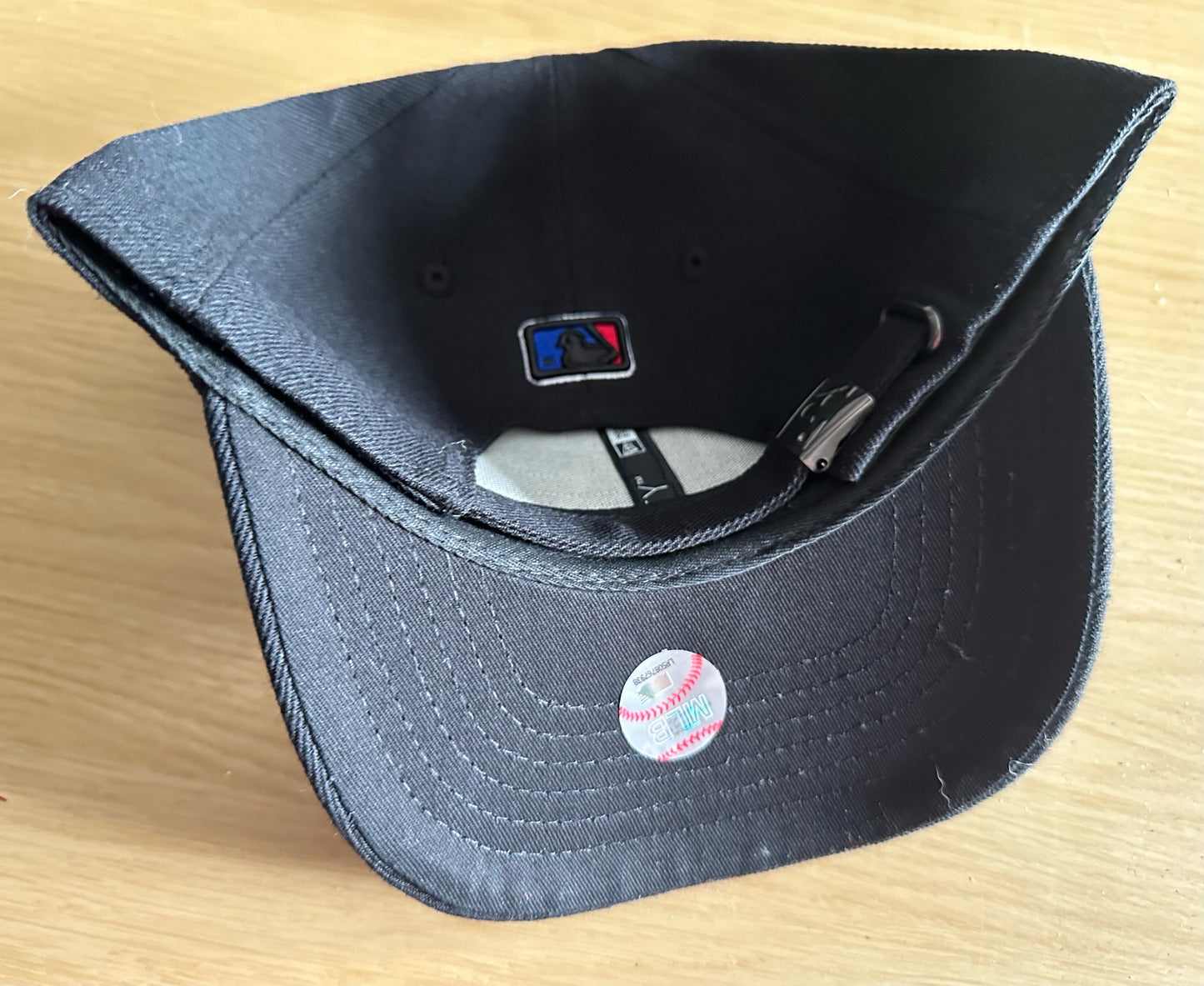 Los Angeles LA Dodgers MLB SnapBack Baseball Cap Multicolour New With Sticker