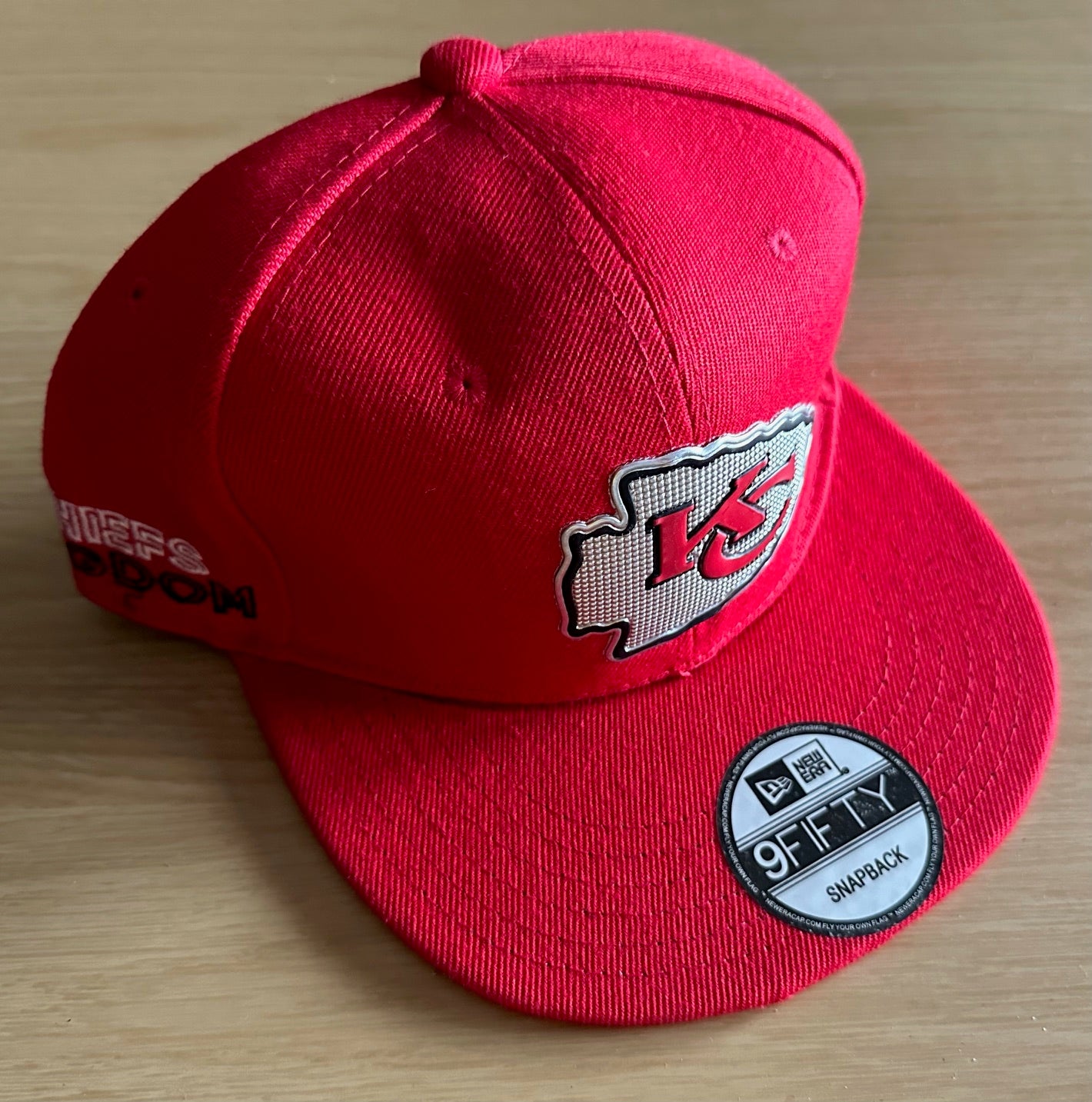 Kansas City Chiefs NFL SnapBack Baseball Cap Multicolour New With Sticker