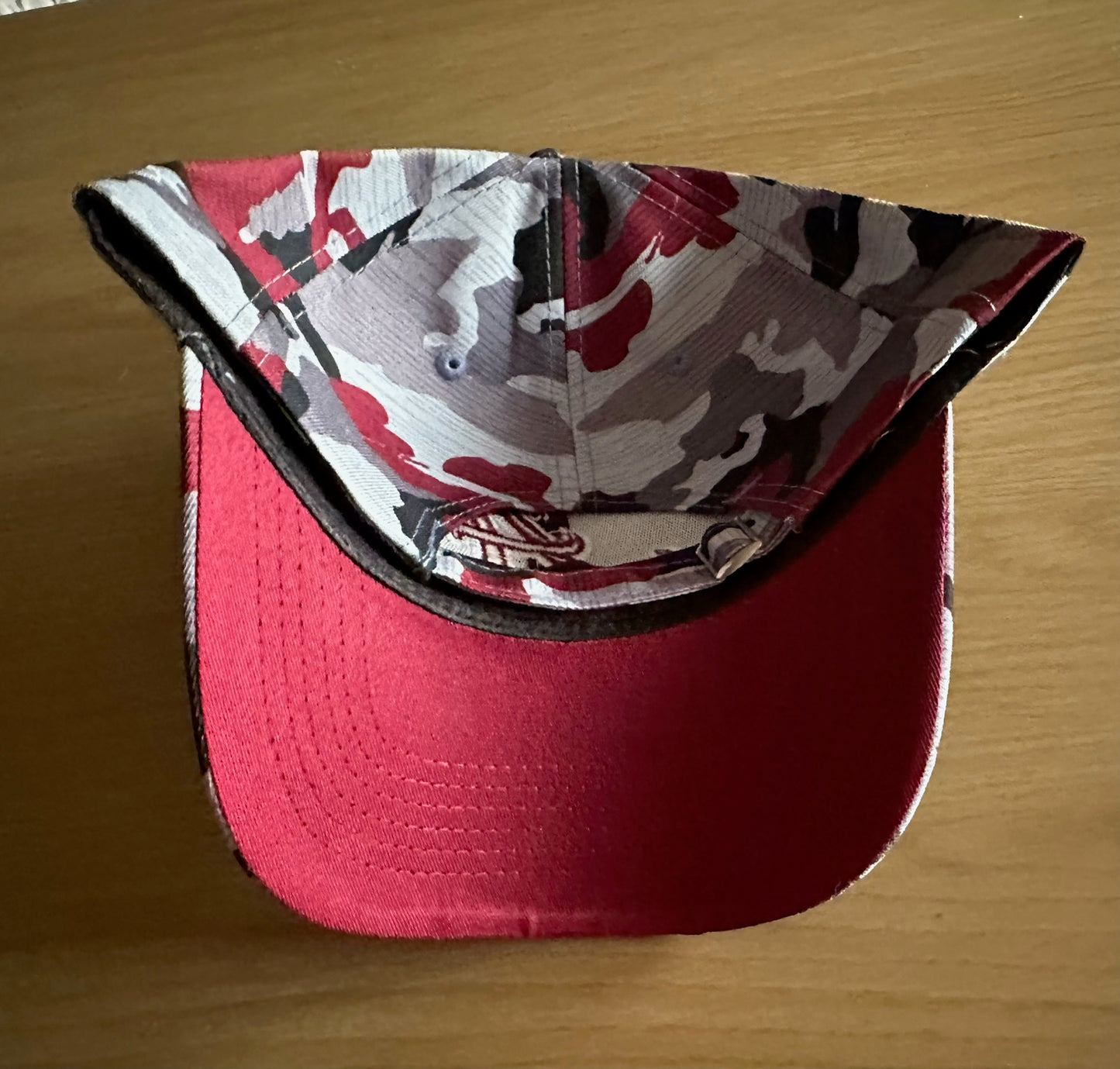 Alabama Crimson Tide NCAA Camo Baseball Cap Multicolour New With Sticker