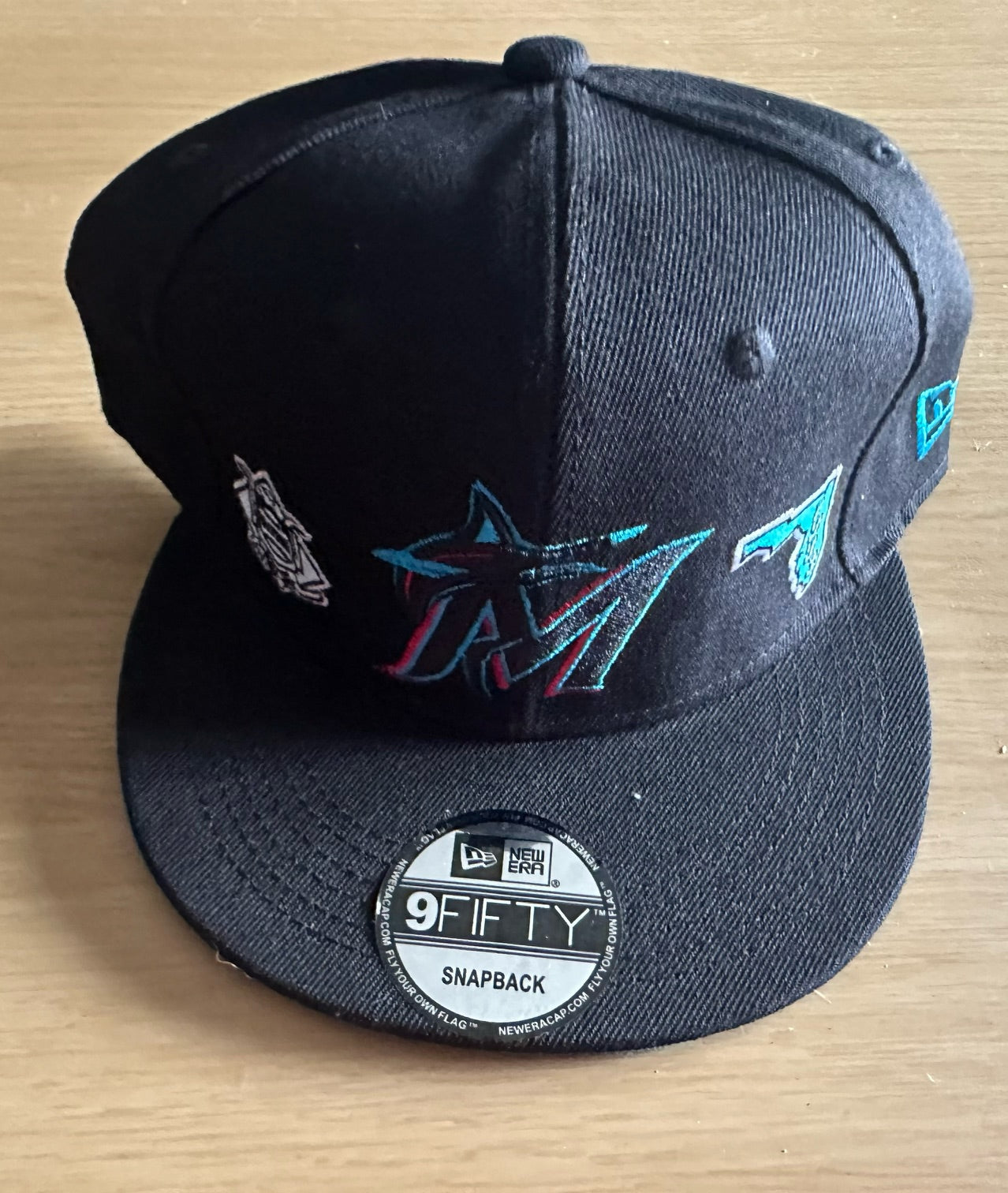 Miami Marlins MLB SnapBack Baseball Cap Multicolour New With Sticker