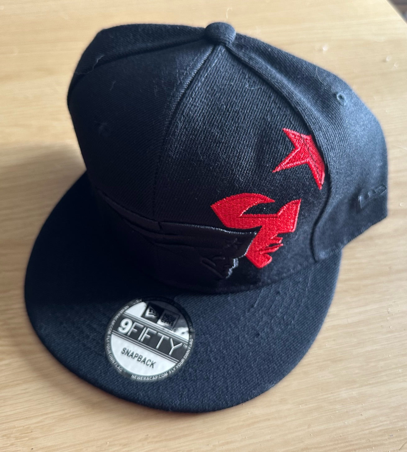 New England Patriots NFL SnapBack Baseball Cap Multicolour New With Sticker