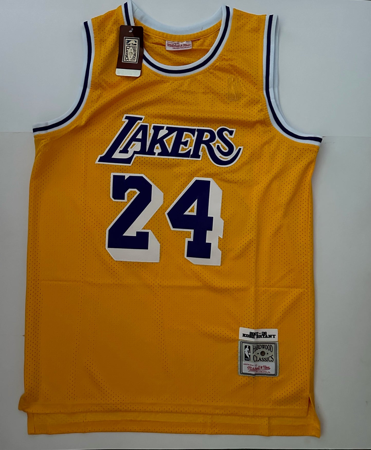 Los Angeles LA Lakers NBA Hardwood Classics Basketball Vest Large Bryant 24 Yellow