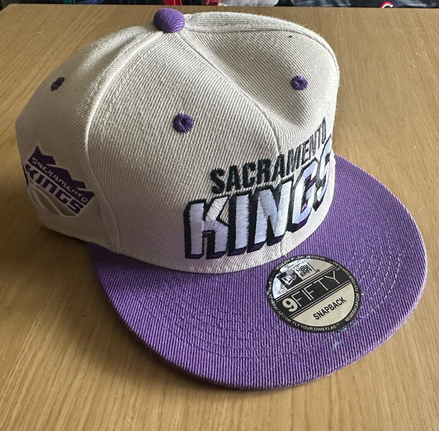 Sacramento Kings NBA SnapBack Baseball Cap Multicolour New With Sticker