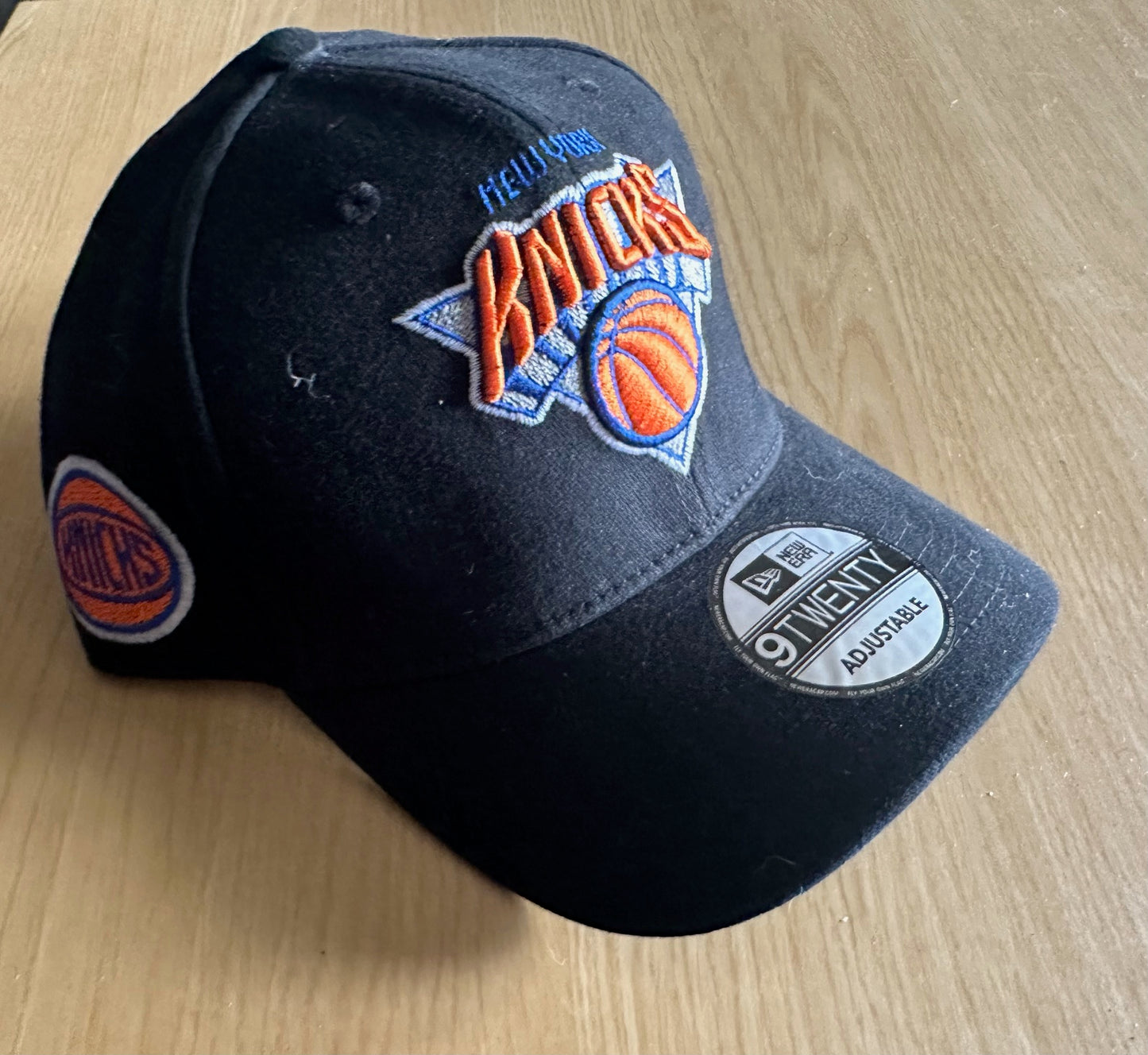 New York Knicks NBA Baseball Cap Multicolour New With Sticker