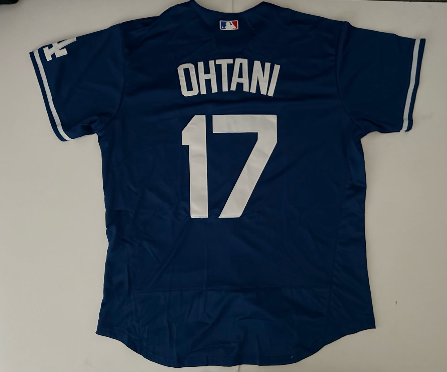 Los Angeles LA Dodgers MLB Baseball Shirt Large Ohtani 17 Blue