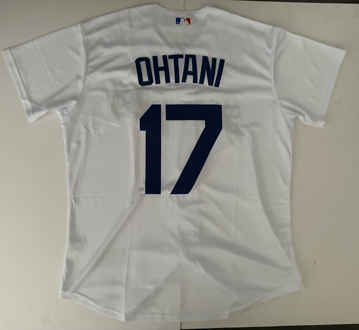 Los Angeles LA Dodgers MLB Baseball Shirt Large Ohtani 17 White