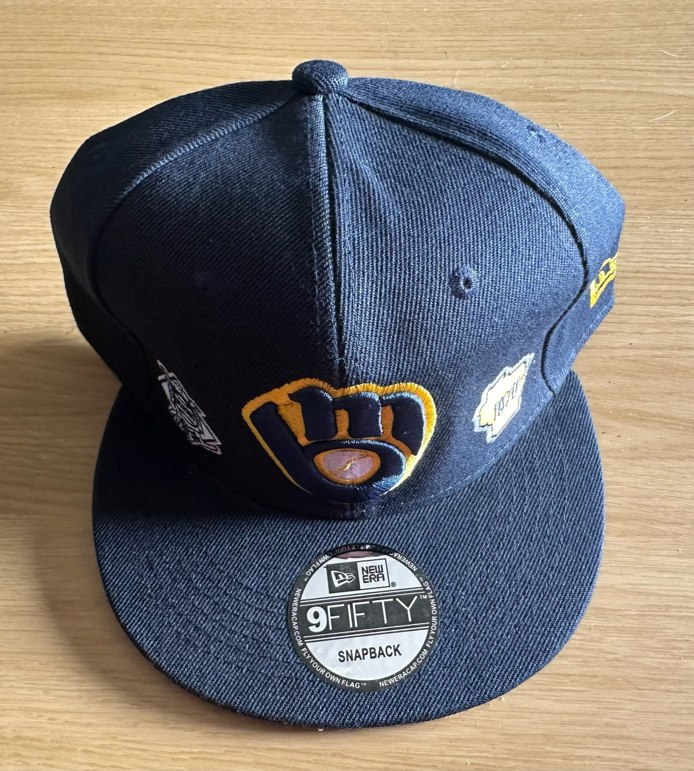 Milwaukee Brewers MLB SnapBack Baseball Cap Multicolour New With Sticker