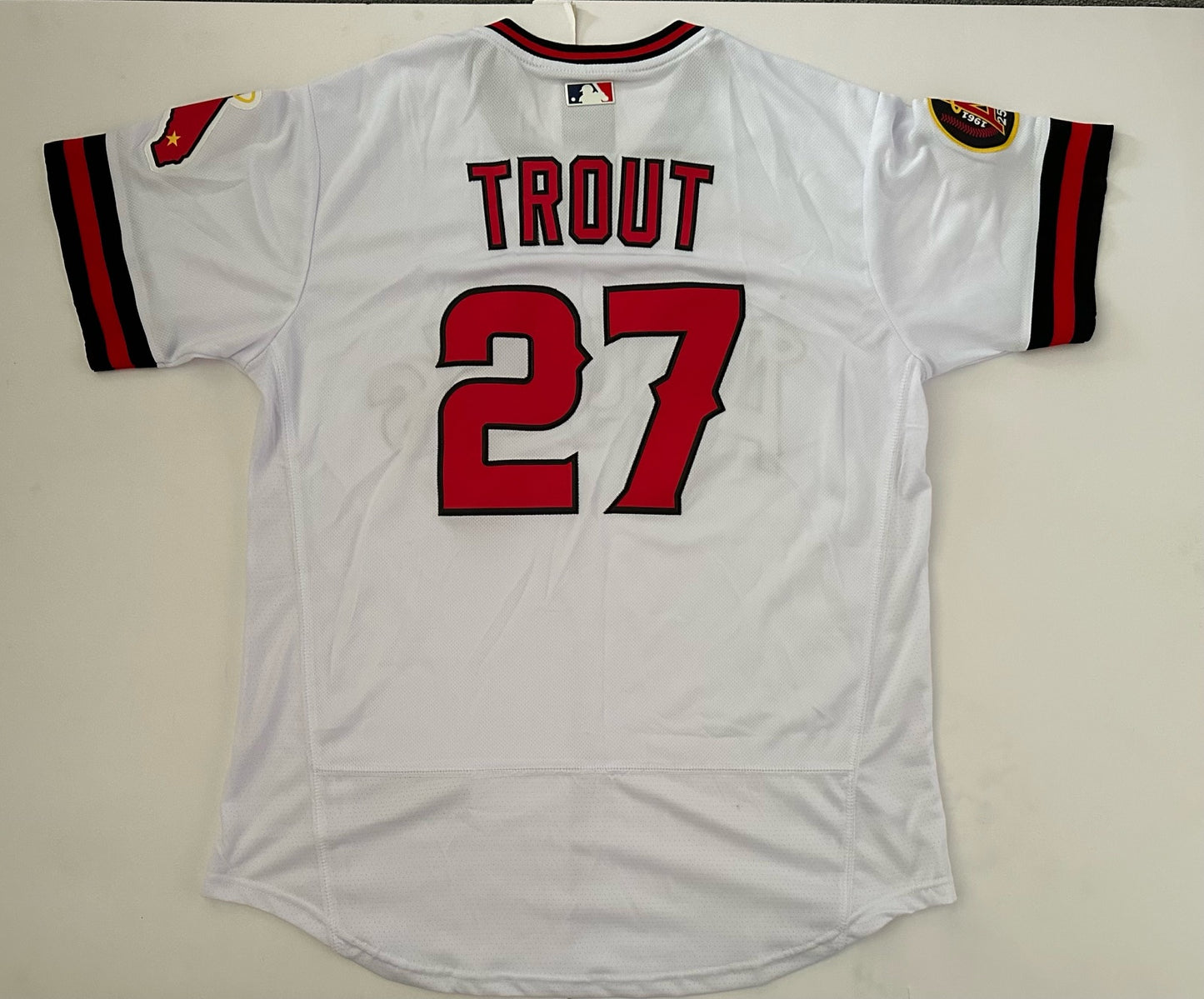 LA Angels MLB Baseball Shirt Large Trout 27 White