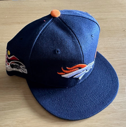 Denver Broncos NFL SnapBack Baseball Cap Multicolour New With Sticker