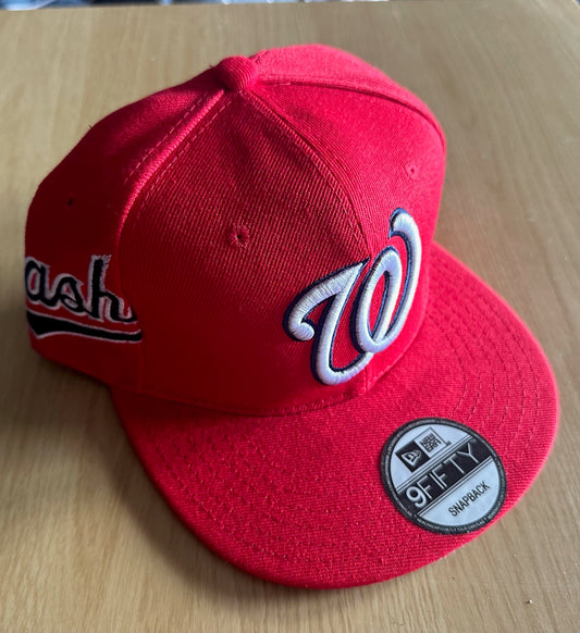 Washington Nationals MLB SnapBack Baseball Cap Multicolour New With Sitcker