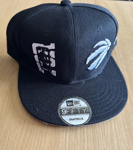 Toronto Raptors NBA SnapBack Baseball Cap Multicolour New With Sticker