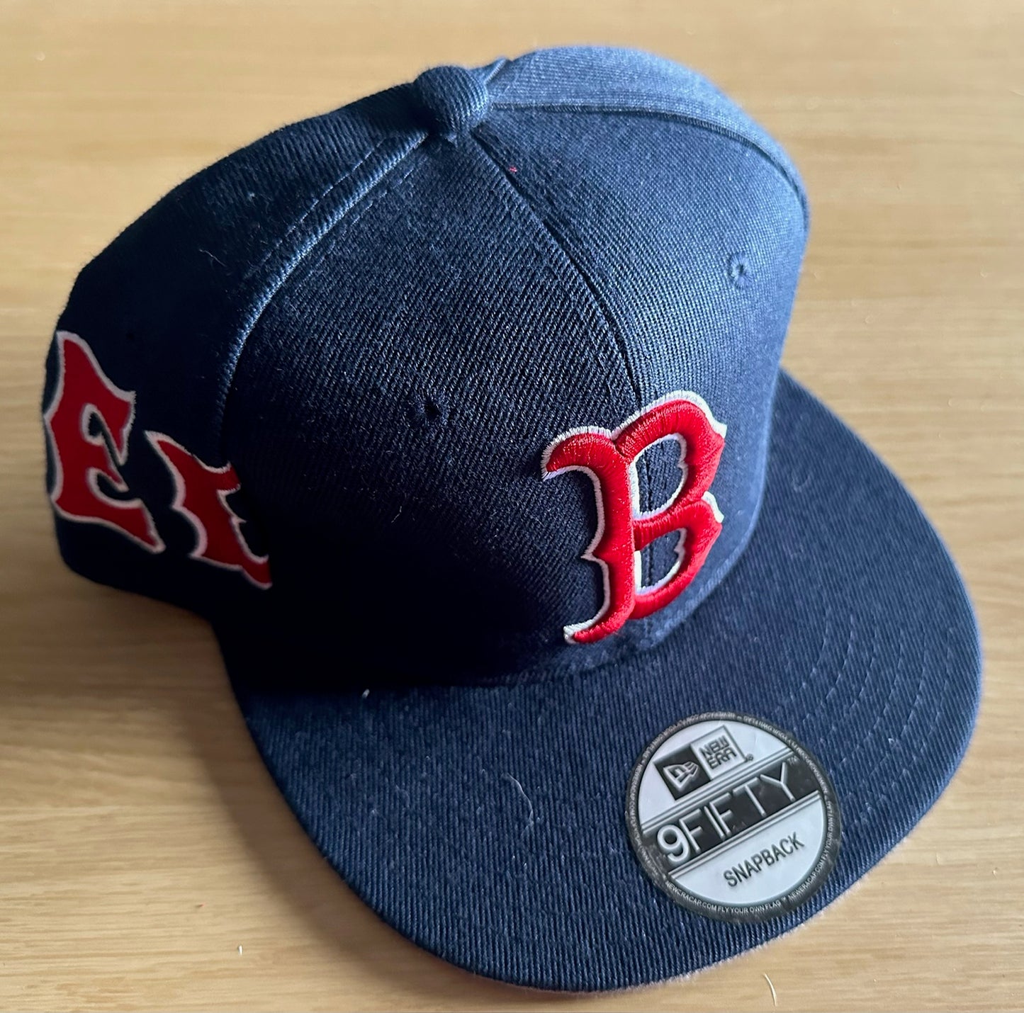 Boston Red Sox MLB SnapBack Baseball Cap Multicolour New With Sticker