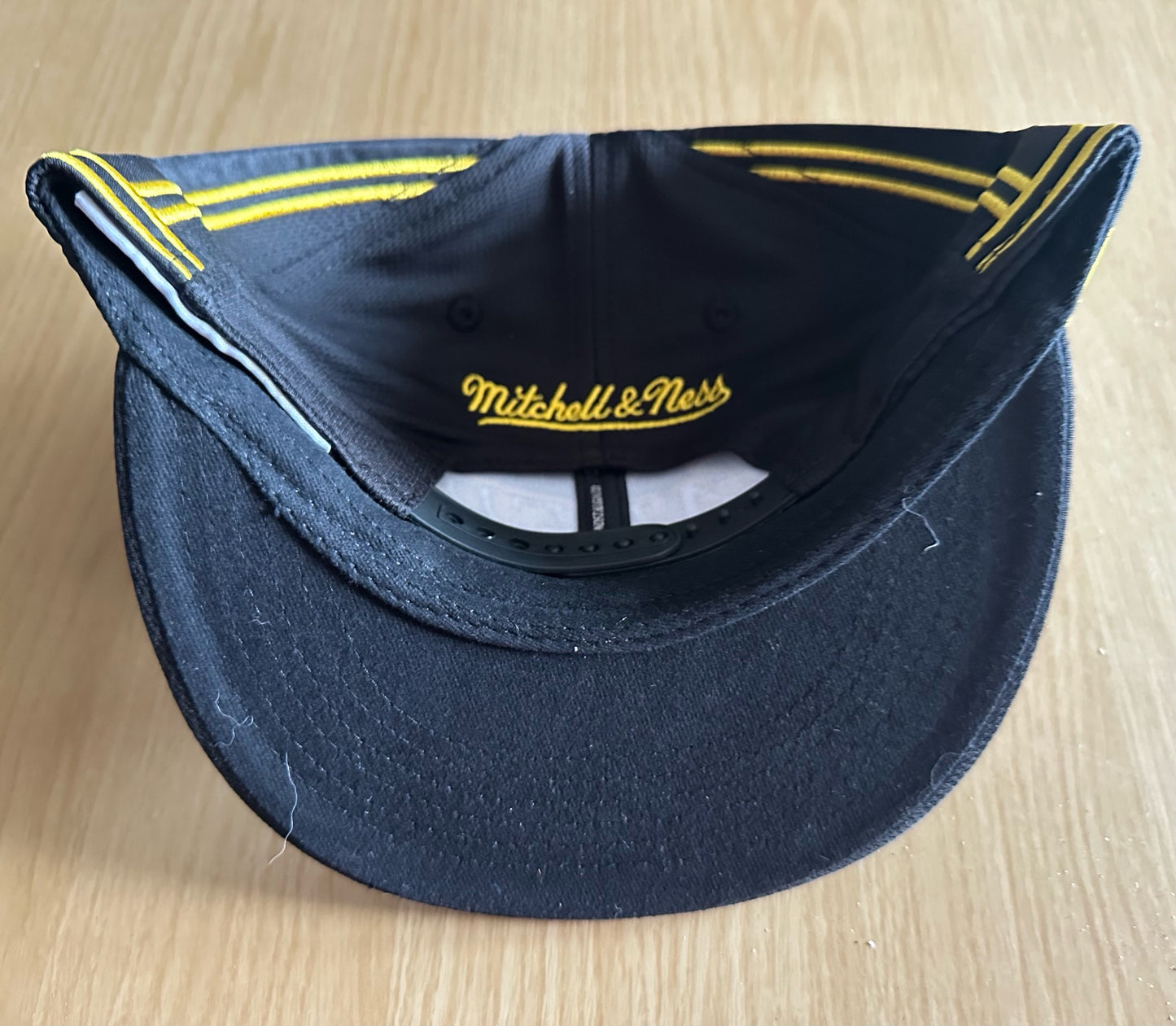 Los Angeles Lakers NBA SnapBack Baseball Cap Multicolour New With Sticker