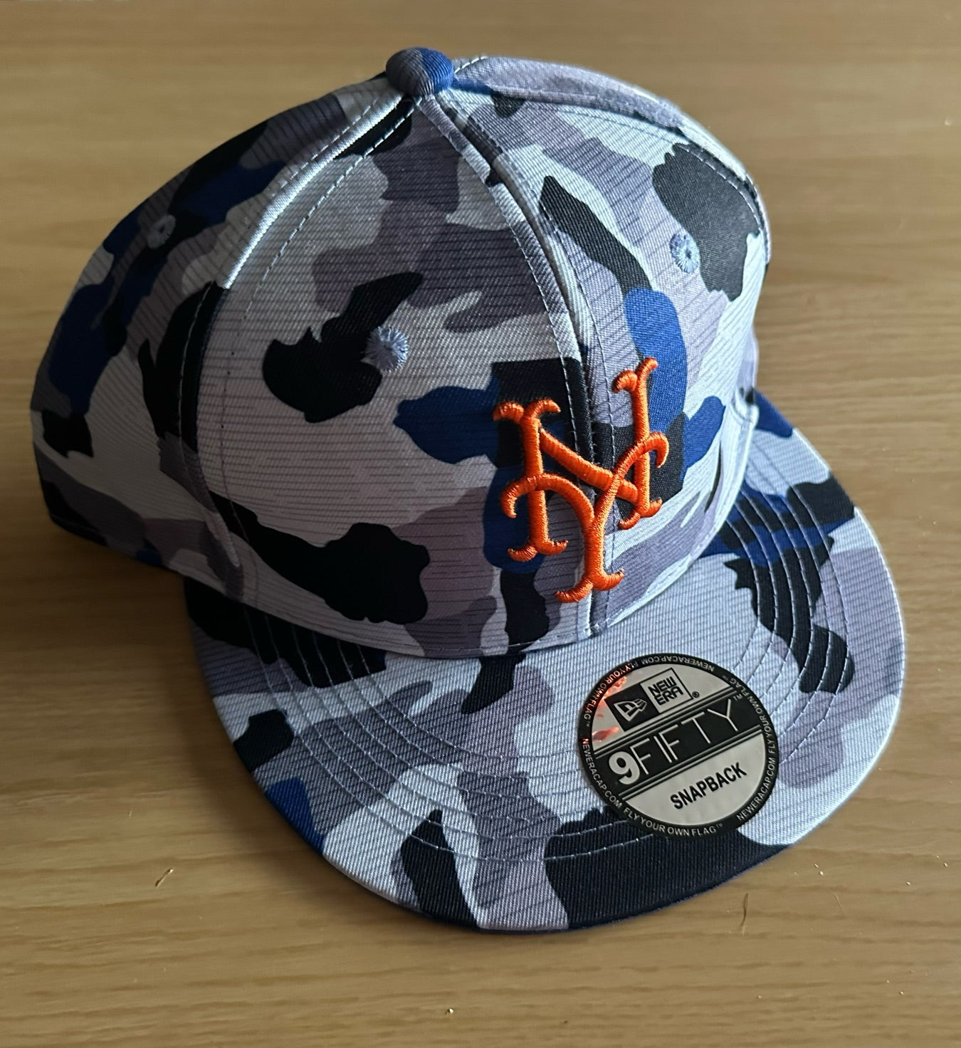 New York Mets MLB SnapBack Camo Baseball Cap Multicolour New With Sticker