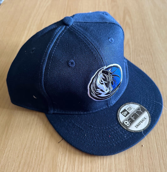 Dallas Mavericks NBA SnapBack Baseball Cap Multicolour New With Sticker