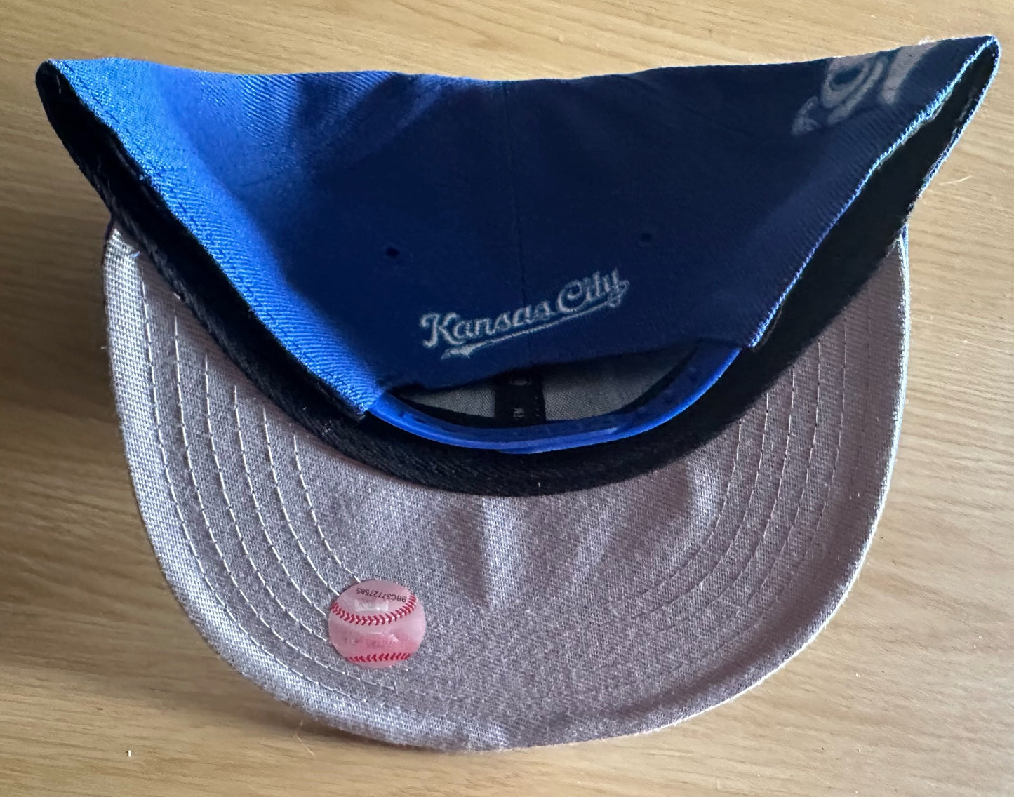 Kansas City Royals MLB SnapBack Baseball Cap Multicolour New With Sticker